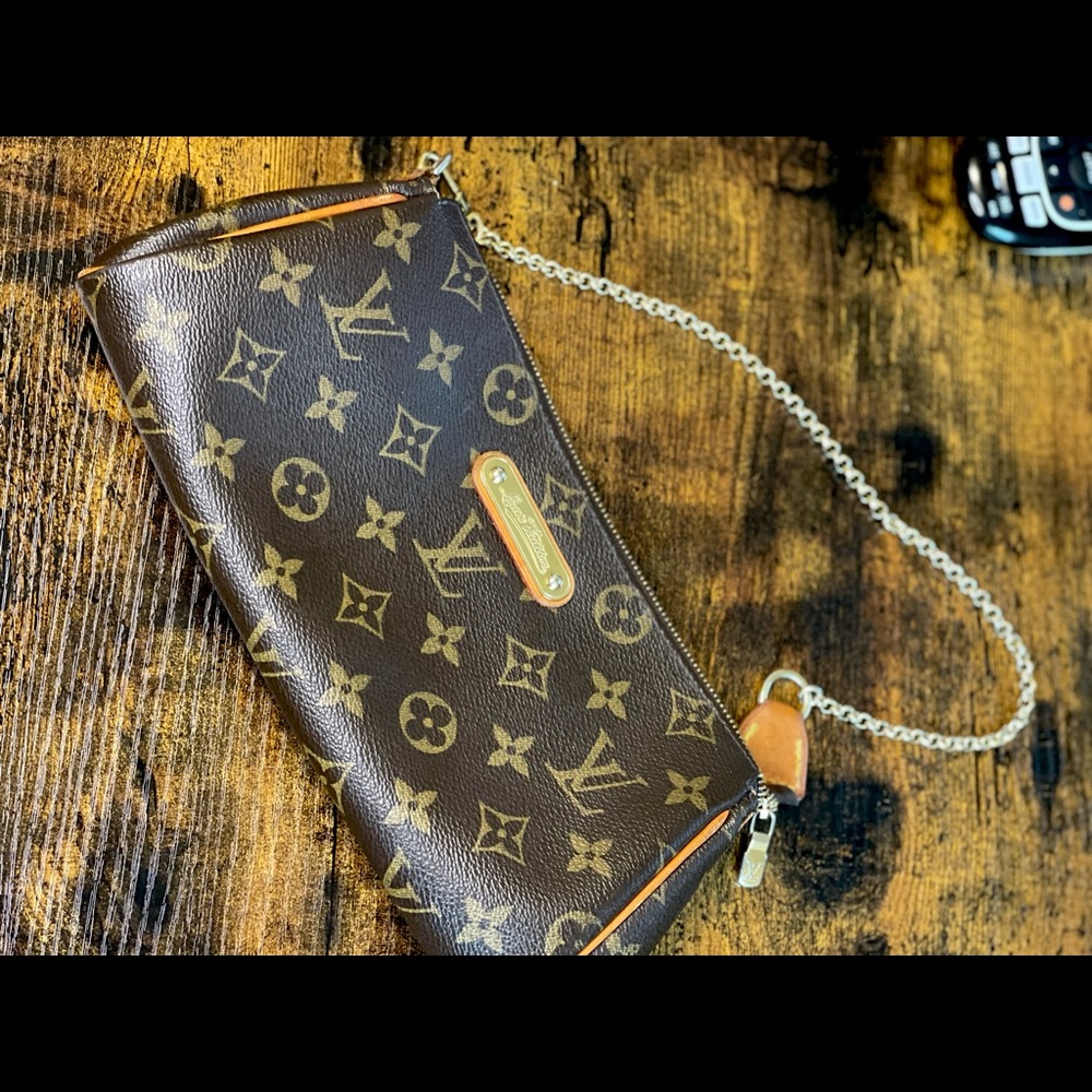 Louis Vuitton Mini Monogram Eva Pouchette